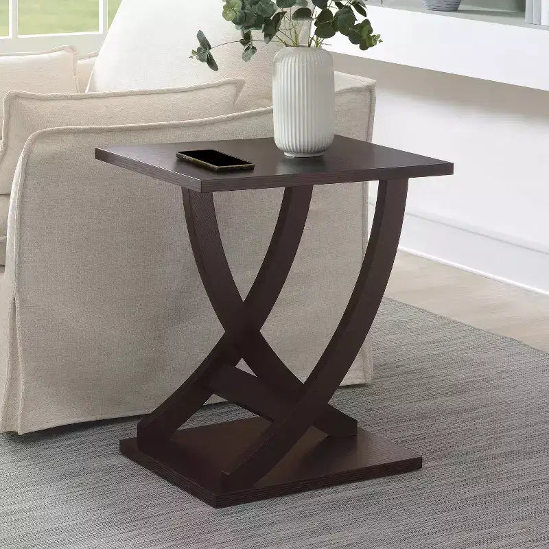 Tavolino con motivi incrociati Criss-Cross – Legno marrone, 61 cm H