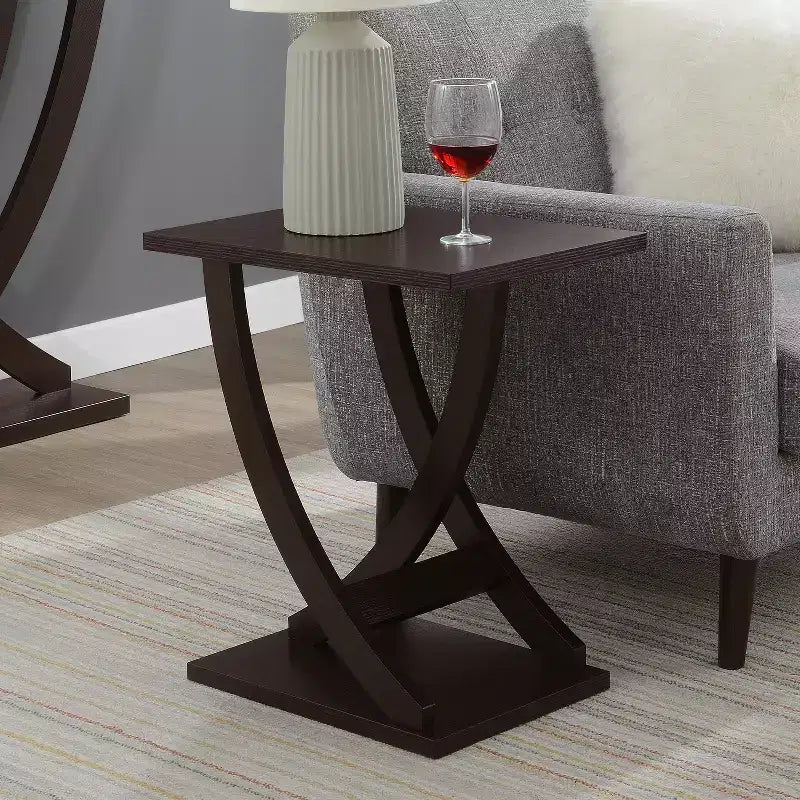 Tavolino con motivi incrociati Criss-Cross – Legno marrone, 61 cm H