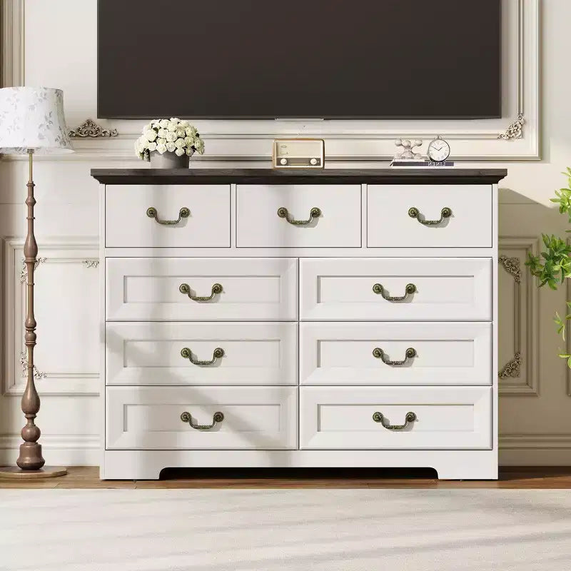 Commode de ferme à 9 tiroirs avec finition en bois vieilli