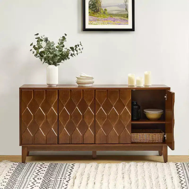 Bahut large et moderne Rosalind 60 avec façades de portes à relief géométrique | KARAT HOME-WALNUT
