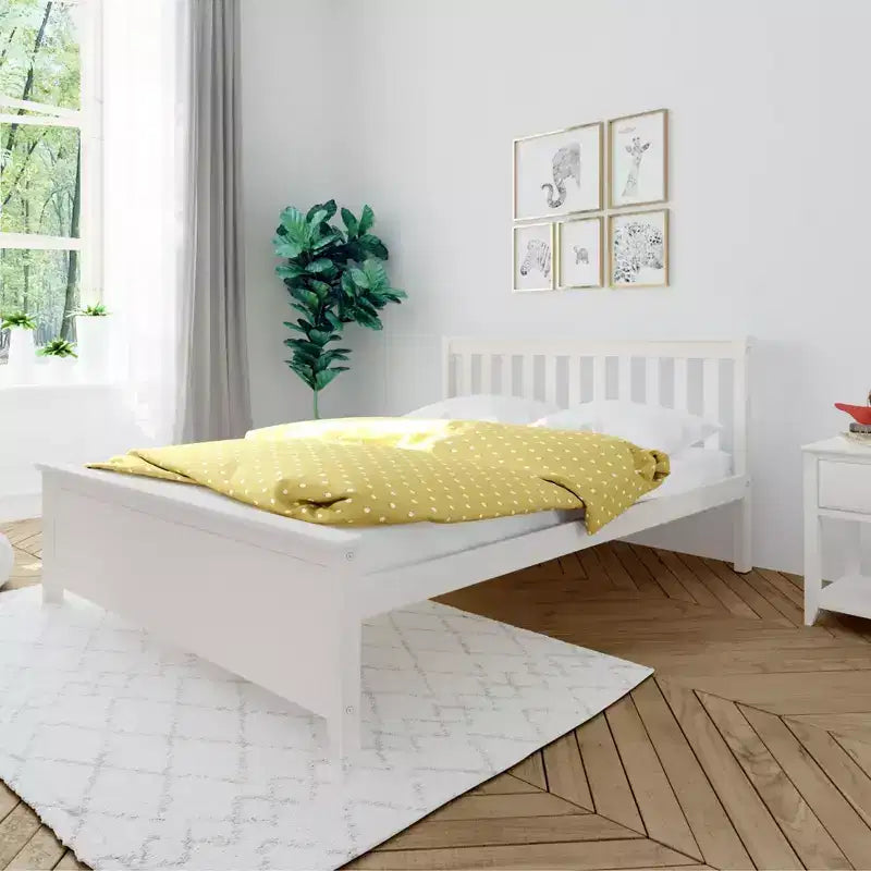 Max & Lily Queen Bed Frame, Solid Wood Platform Bed with Slatted Headboard for Kids